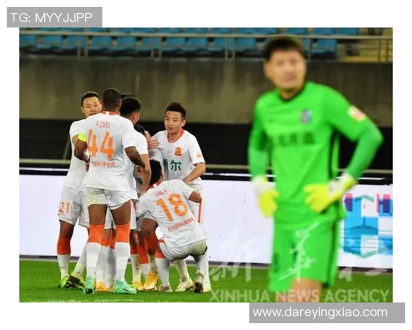 武汉足球队中路突破革新探索与战术分析全景报告